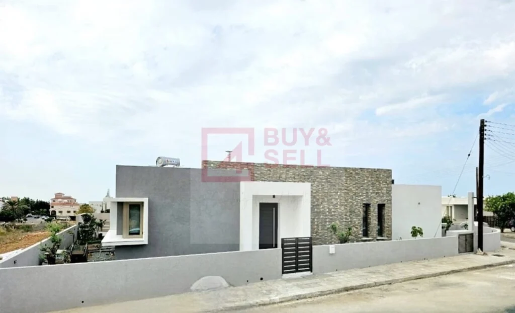 3 Bedroom House for Sale in Empa, Paphos District