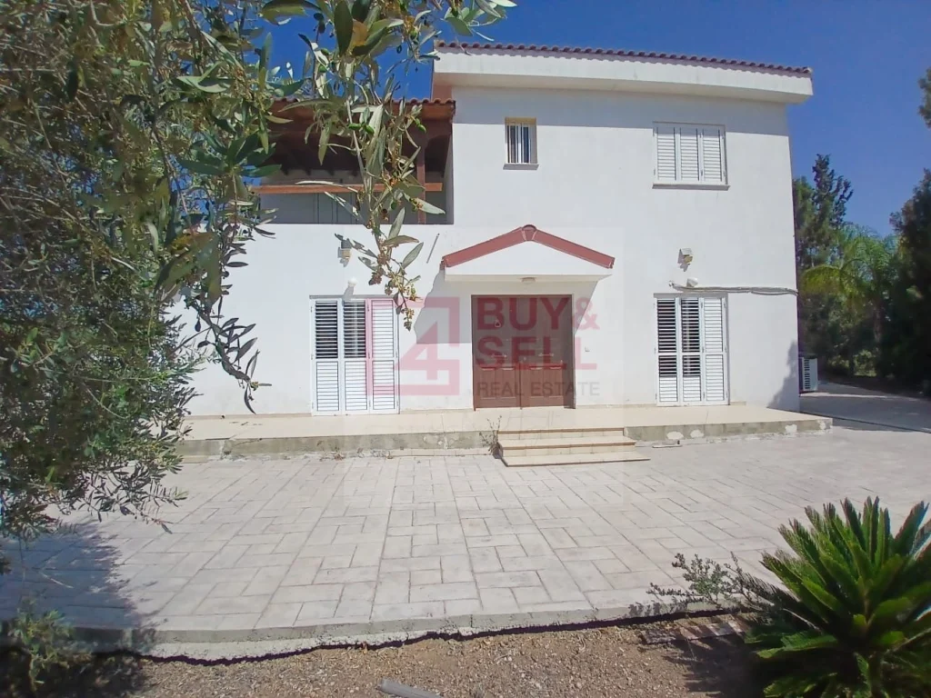3 Bedroom House for Sale in Moni, Limassol District