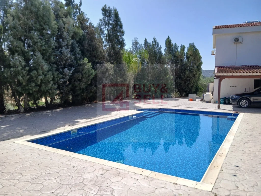 3 Bedroom House for Sale in Moni, Limassol District