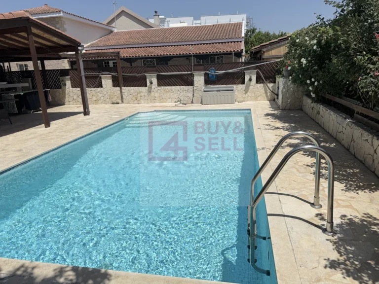 3 Bedroom House for Sale in Asomatos, Limassol District