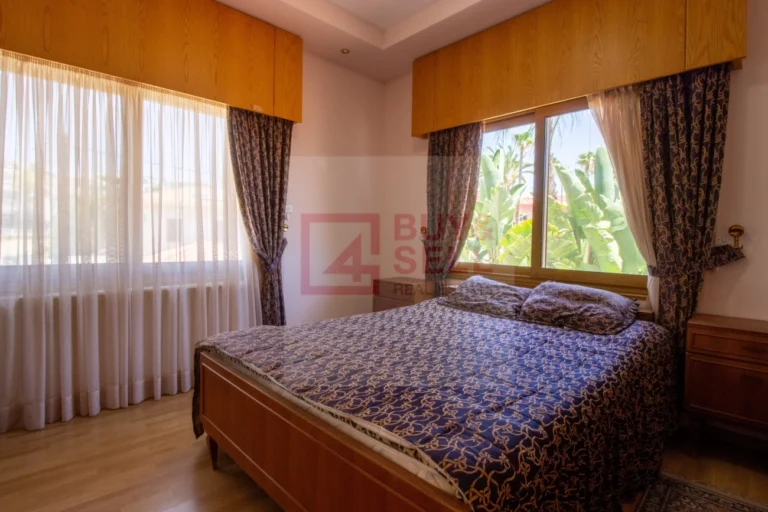 5 Bedroom House for Sale in Limassol – Agios Athanasios