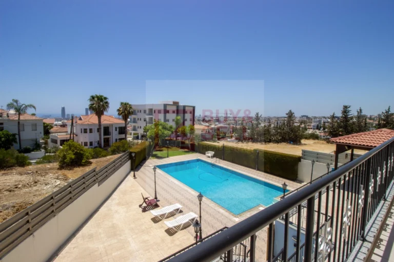 5 Bedroom House for Sale in Limassol – Agios Athanasios