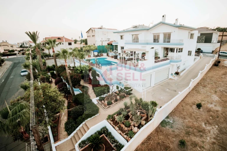 6+ Bedroom House for Sale in Limassol – Panthea