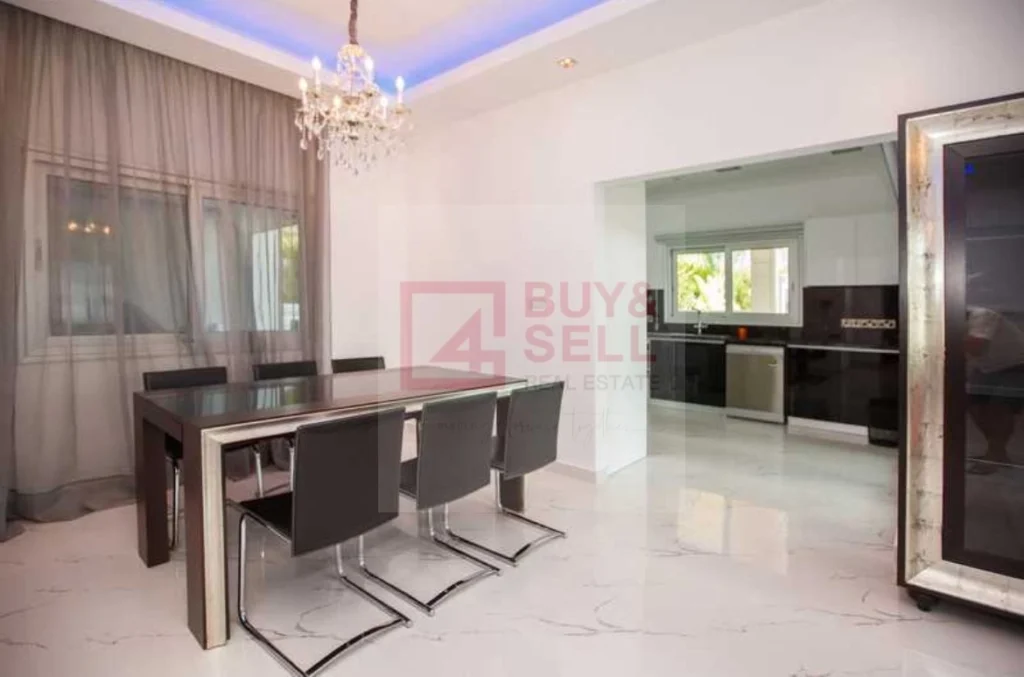 5 Bedroom House for Rent in Agios Tychonas, Limassol District