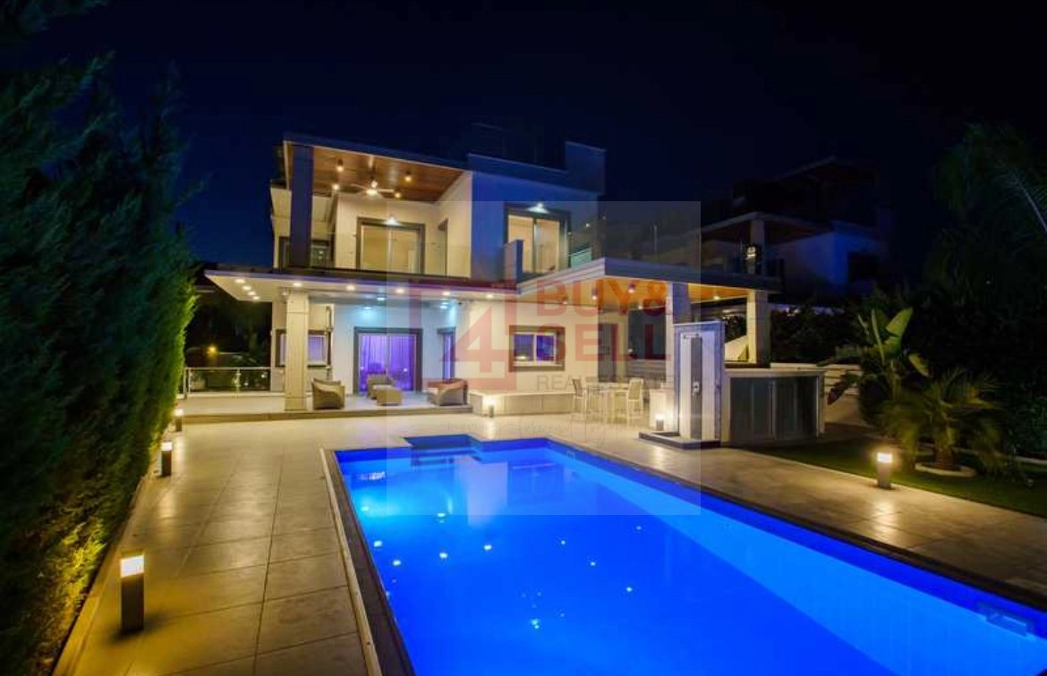 5 Bedroom House for Rent in Agios Tychonas, Limassol District