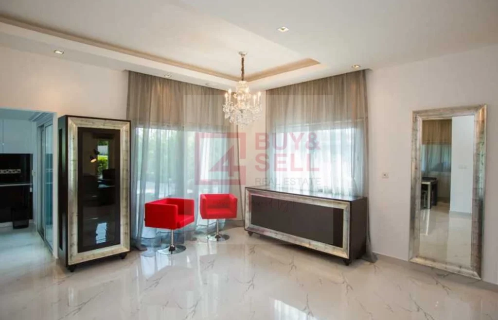 5 Bedroom House for Rent in Agios Tychonas, Limassol District