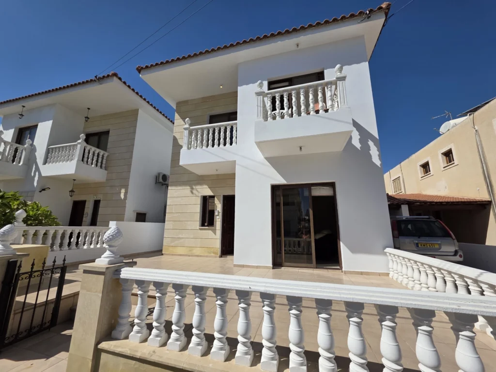 4 Bedroom House for Sale in Larnaca – Sotiros