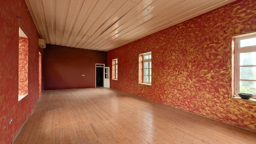 558m² Building for Sale in Nicosia District