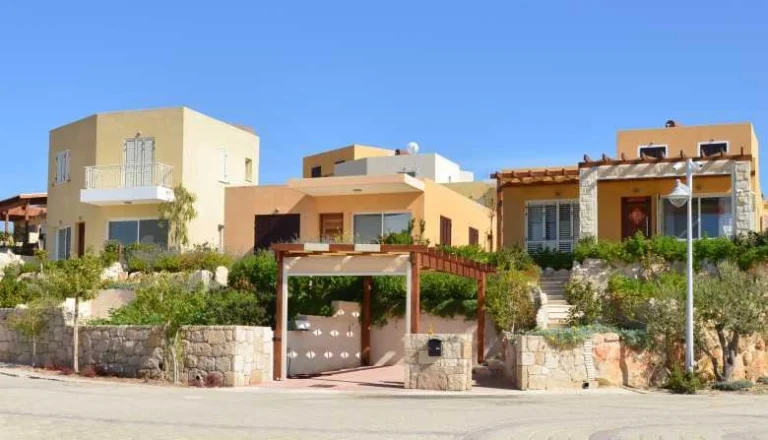 3 Bedroom Apartment for Sale in Chlorakas, Paphos District