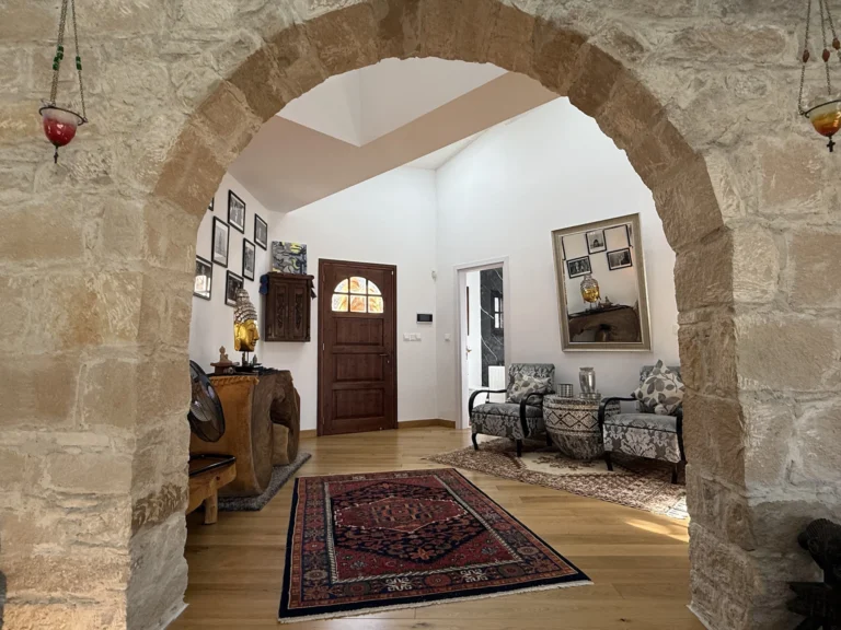 4 Bedroom House for Sale in Akrounta, Limassol District