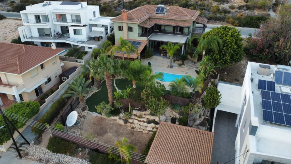 5 Bedroom House for Sale in Germasogeia, Limassol District