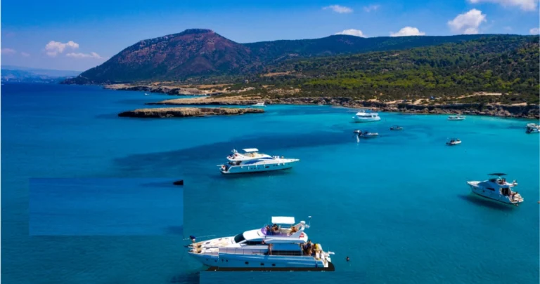 5 Bedroom House for Sale in Peyia, Paphos District