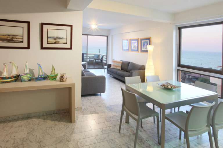 2 Bedroom Apartment for Rent in Larnaca – Makenzy
