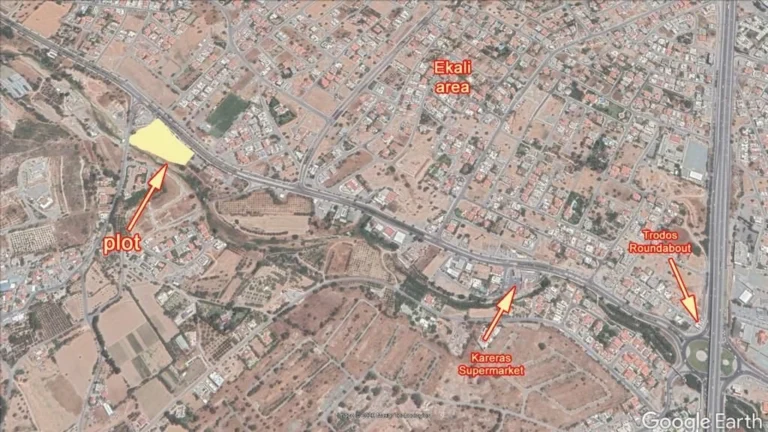 4084m² Building for Sale in Pano Polemidia, Limassol District