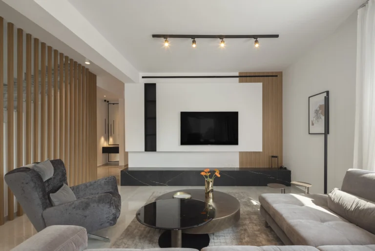 4 Bedroom House for Sale in Chlorakas, Paphos District