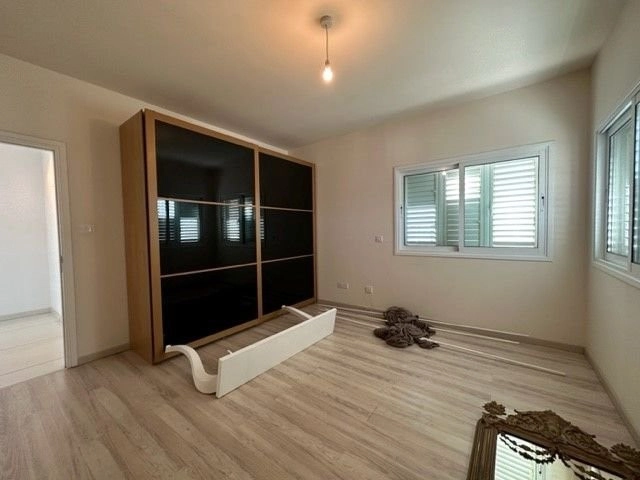 180m² Office for Rent in Larnaca – Agios Nikolaos, Limassol District