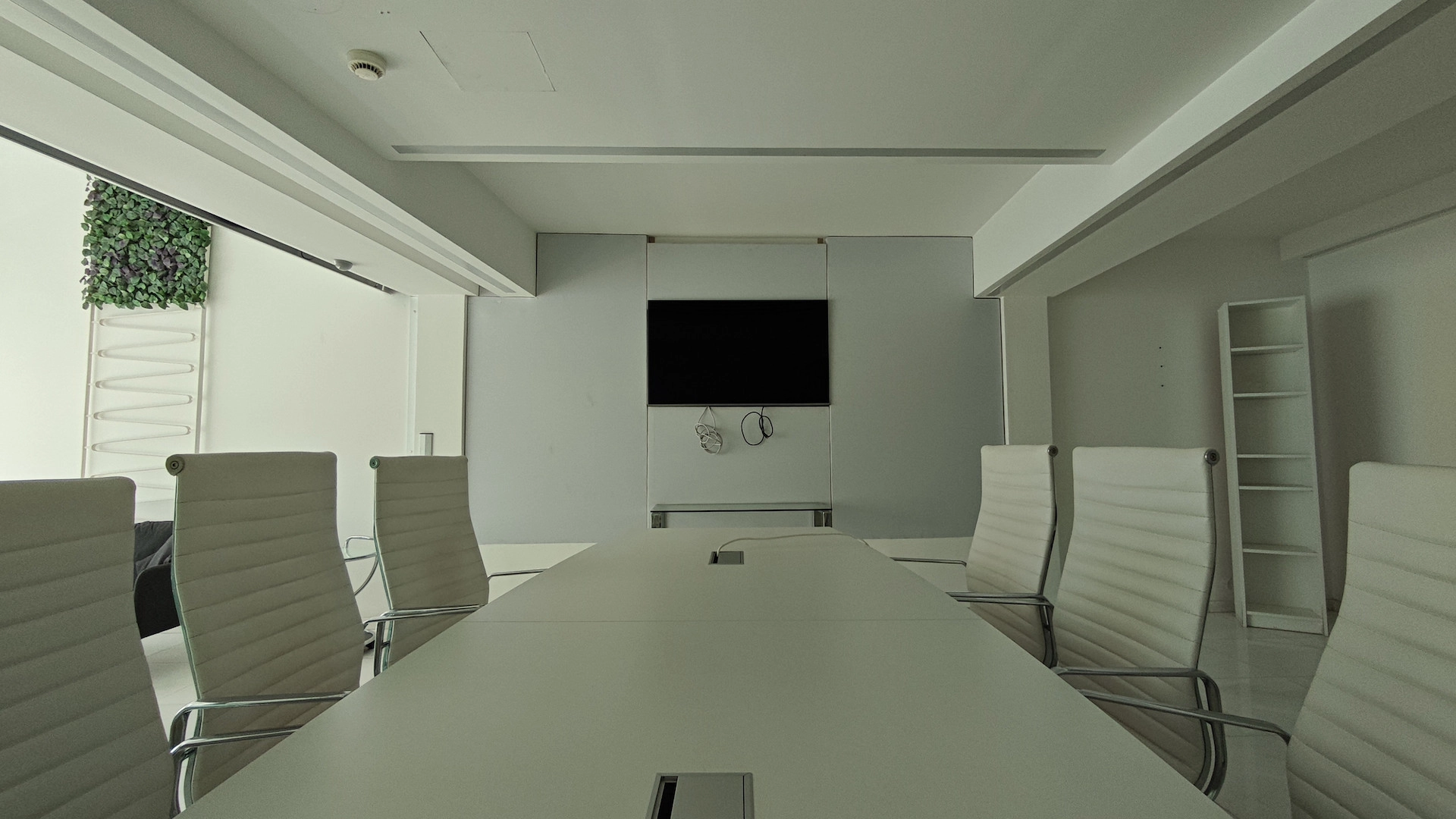 300m² Office for Rent in Limassol District
