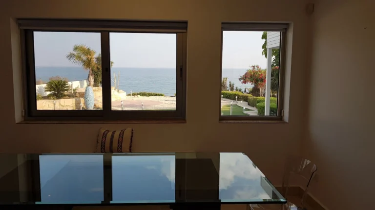 5 Bedroom House for Sale in Zygi, Limassol District