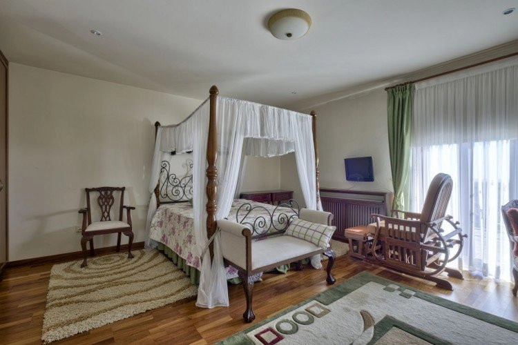 6+ Bedroom House for Sale in Souni, Limassol District