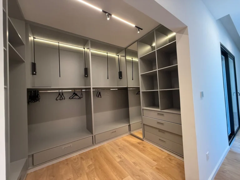 5 Bedroom House for Sale in Agios Tychonas, Limassol District