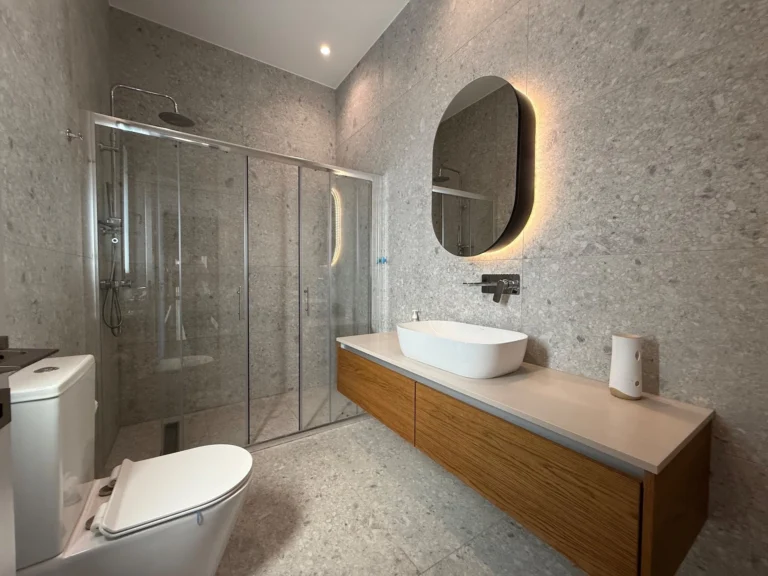 5 Bedroom House for Sale in Agios Tychonas, Limassol District