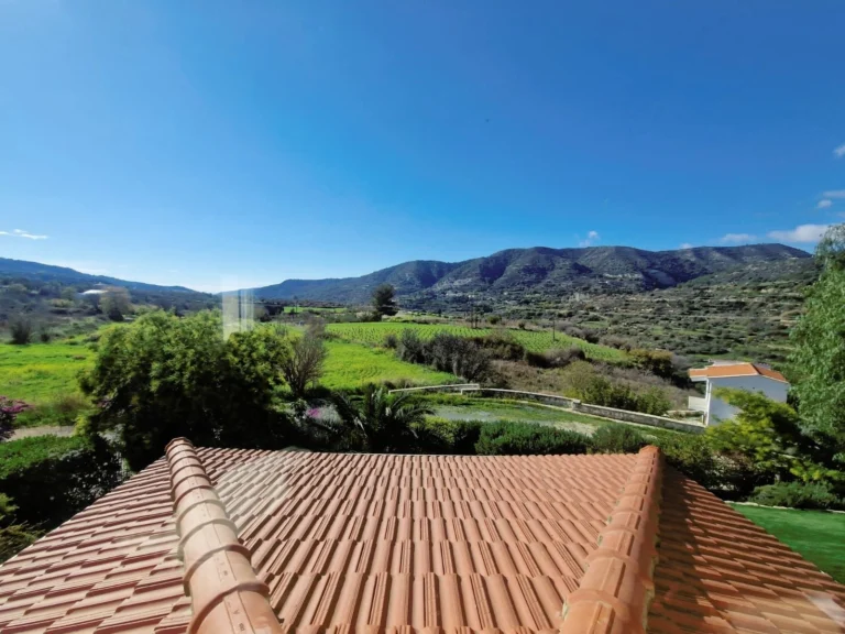 5 Bedroom House for Sale in Laneia, Limassol District