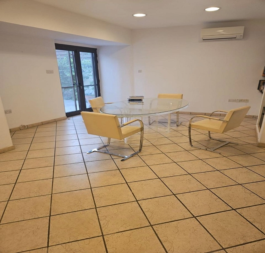 200m² Building for Rent in Limassol – Katholiki
