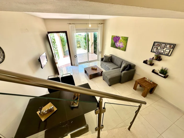 3 Bedroom House for Sale in Paphos – Moutallos