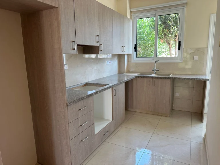 3 Bedroom House for Sale in Paphos – Moutallos