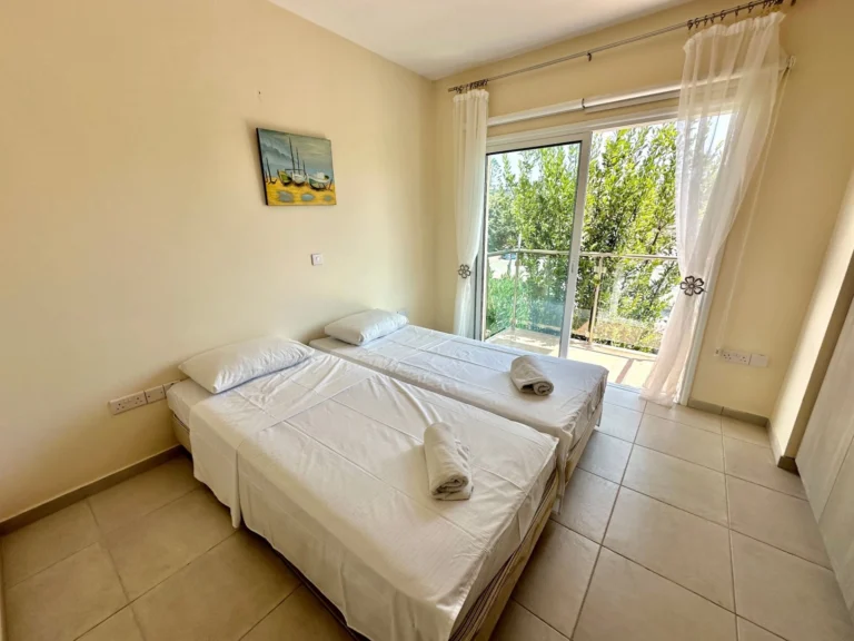 3 Bedroom House for Sale in Paphos – Moutallos