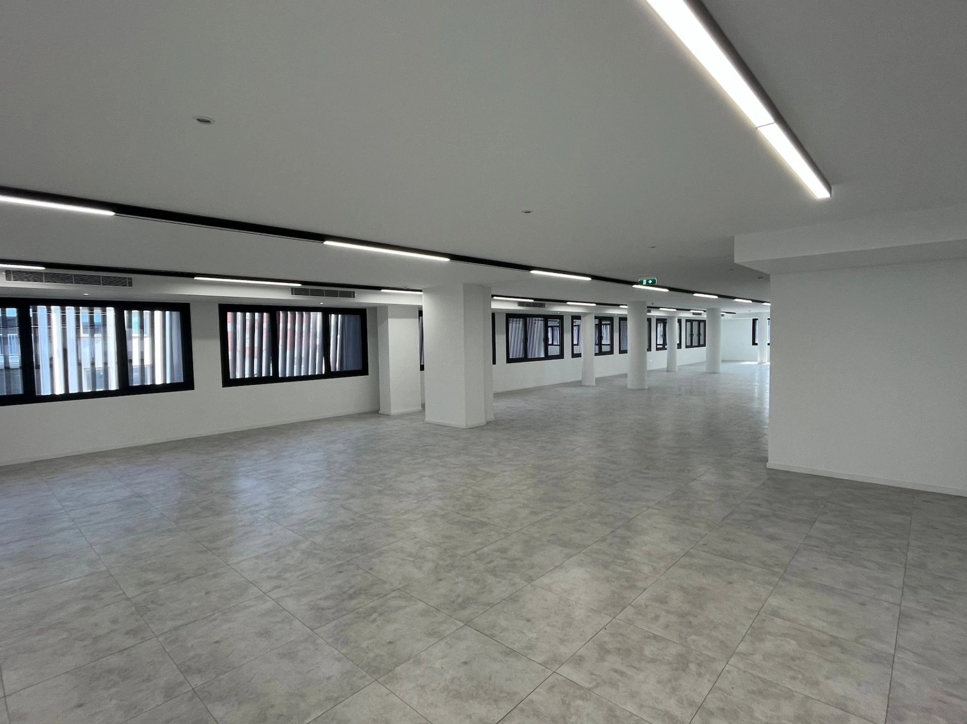 825m² Office for Rent in Larnaca – Agios Nikolaos, Limassol District