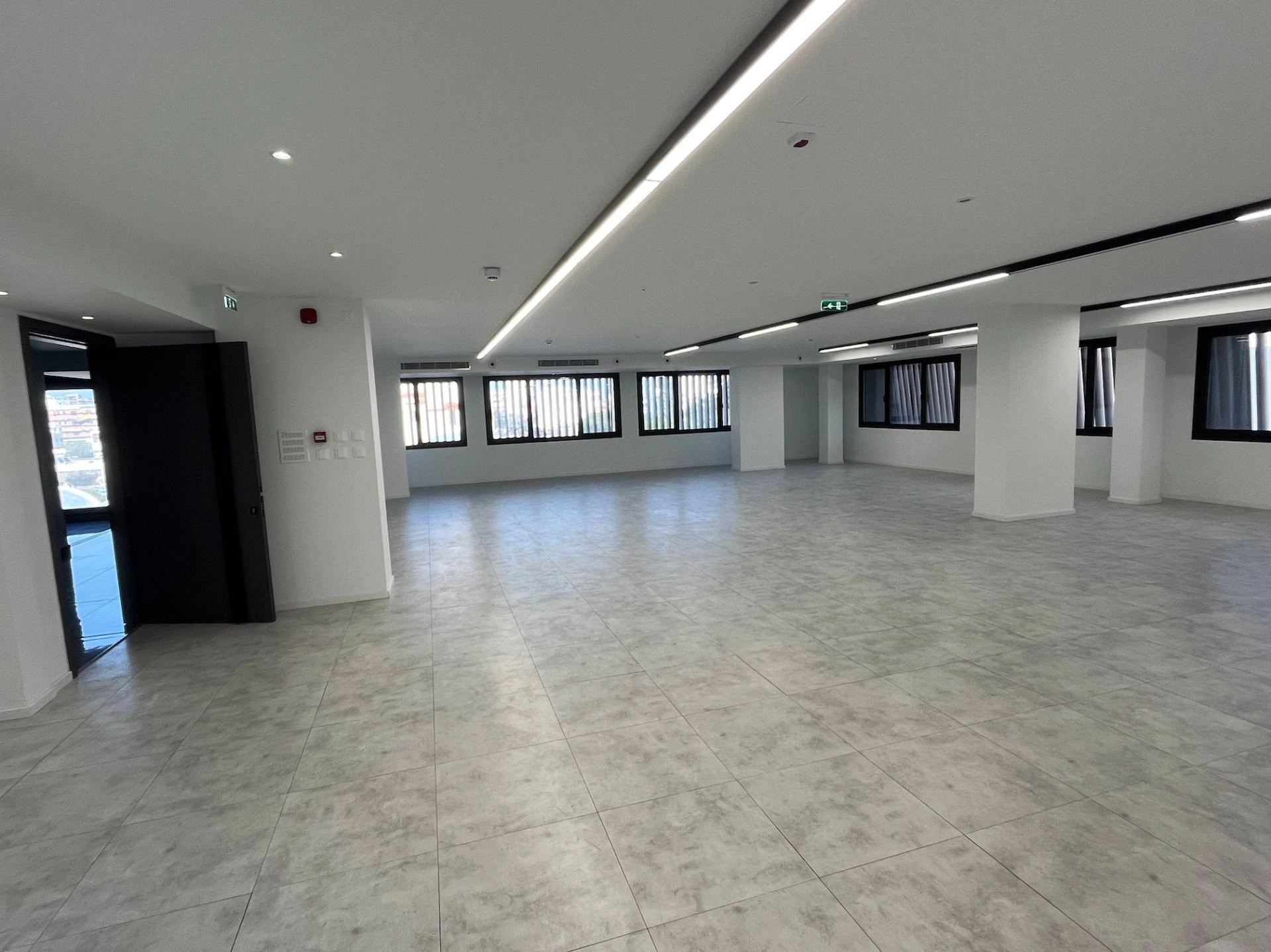 375m² Office for Rent in Larnaca – Agios Nikolaos, Limassol District