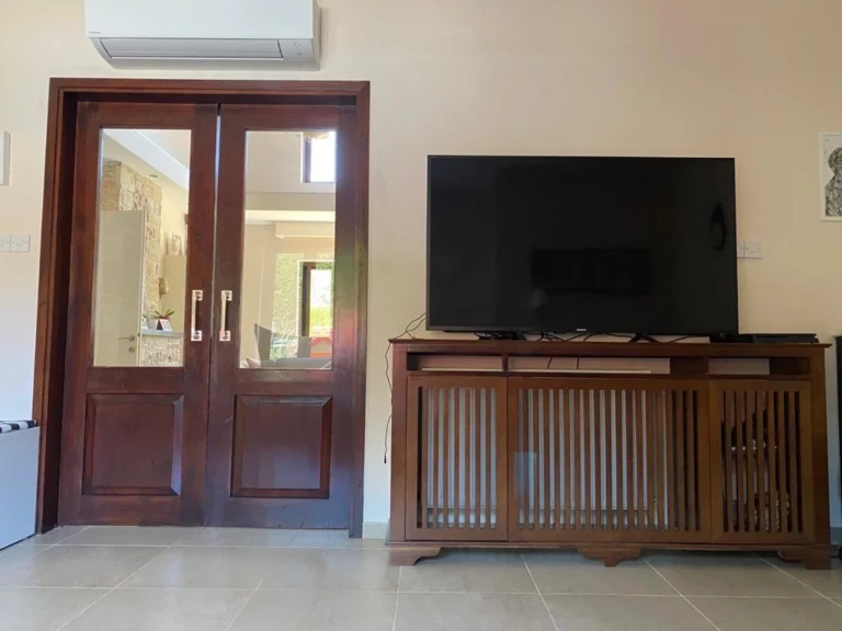 5 Bedroom House for Sale in Limassol District