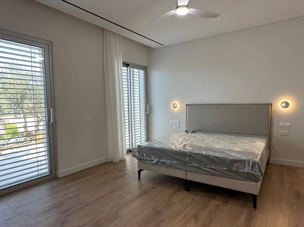 6+ Bedroom House for Rent in Agios Tychonas, Limassol District