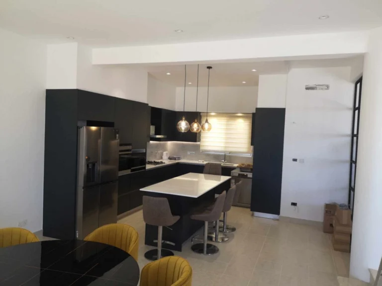 5 Bedroom House for Sale in Kathikas, Paphos District