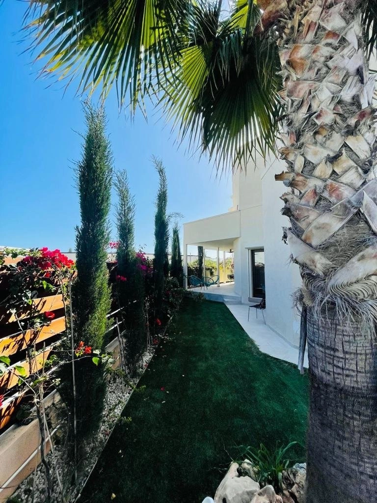 5 Bedroom House for Rent in Pyrgos Lemesou Tourist Area, Limassol District