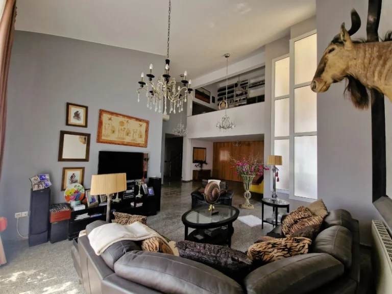 5 Bedroom House for Sale in Parekklisia, Limassol District