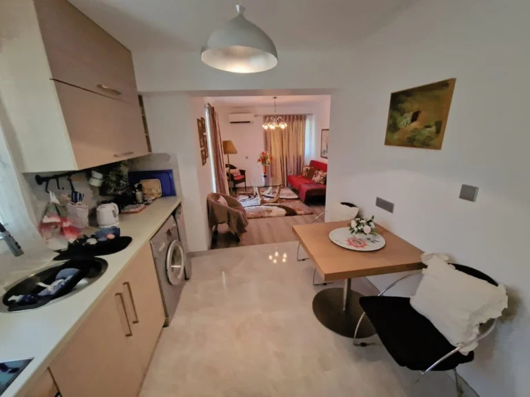 5 Bedroom House for Sale in Parekklisia, Limassol District