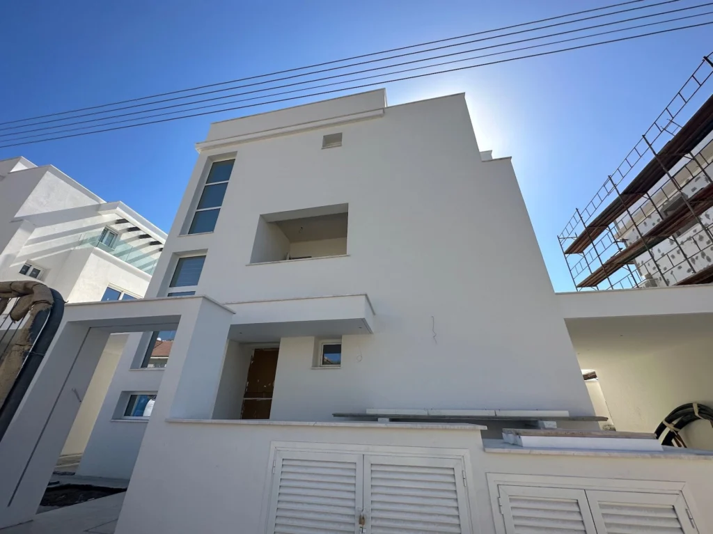 5 Bedroom House for Rent in Limassol District