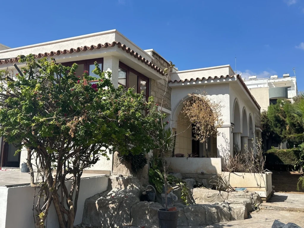 280m² Building for Rent in Limassol – Agia Zoni