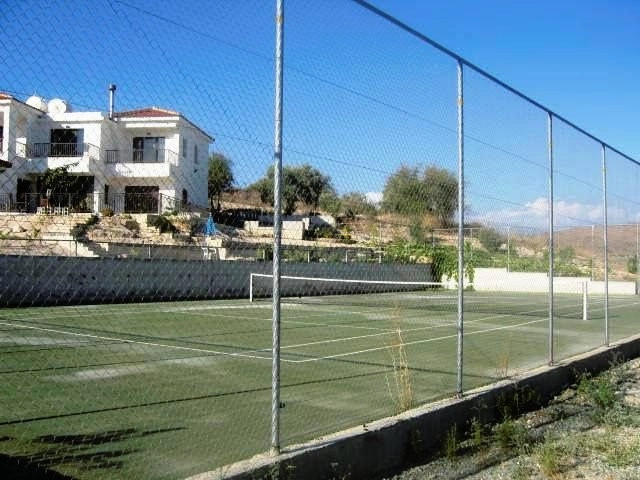 4 Bedroom House for Rent in Paphos District