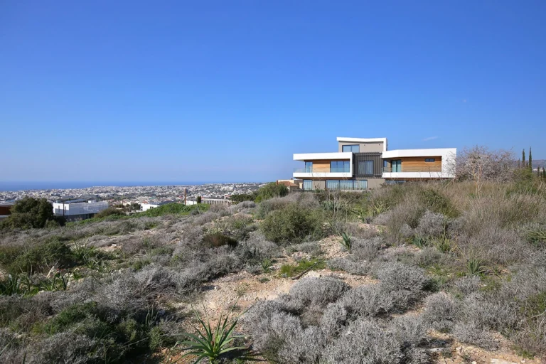 6+ Bedroom House for Sale in Konia, Paphos District