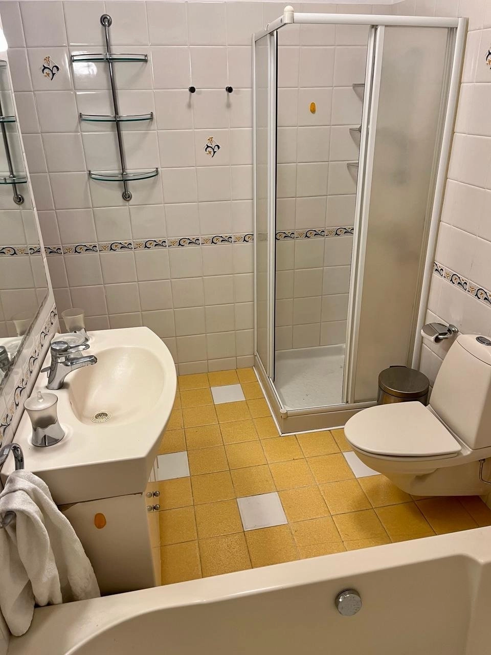 2 Bedroom Apartment for Rent in Amathounta, Limassol District