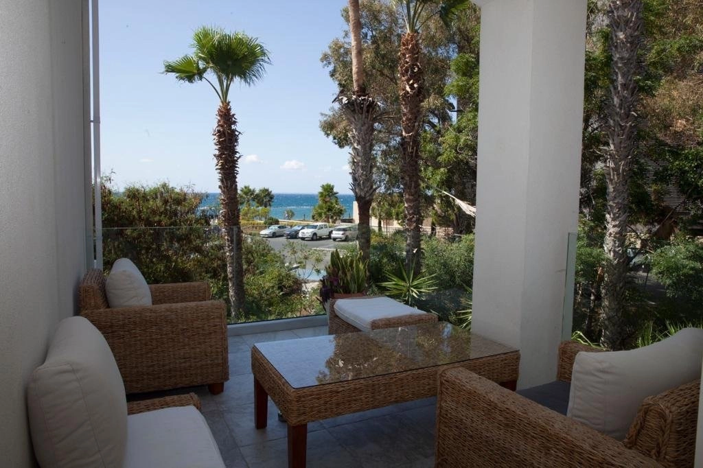 2 Bedroom Apartment for Rent in Amathounta, Limassol District