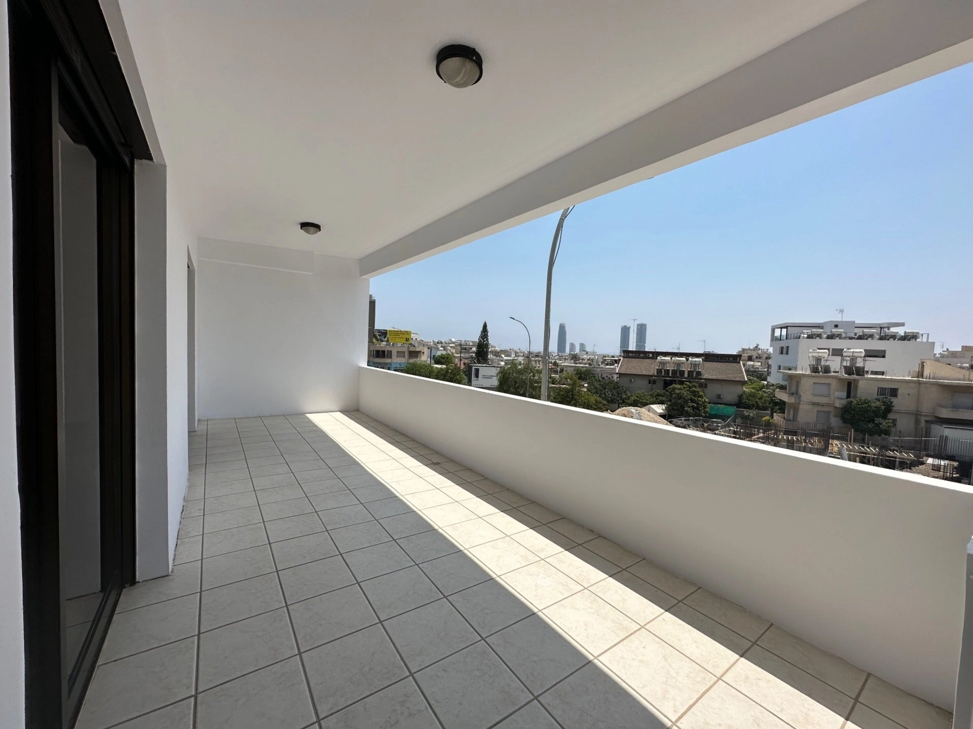 135m² Office for Rent in Limassol – Mesa Geitonia