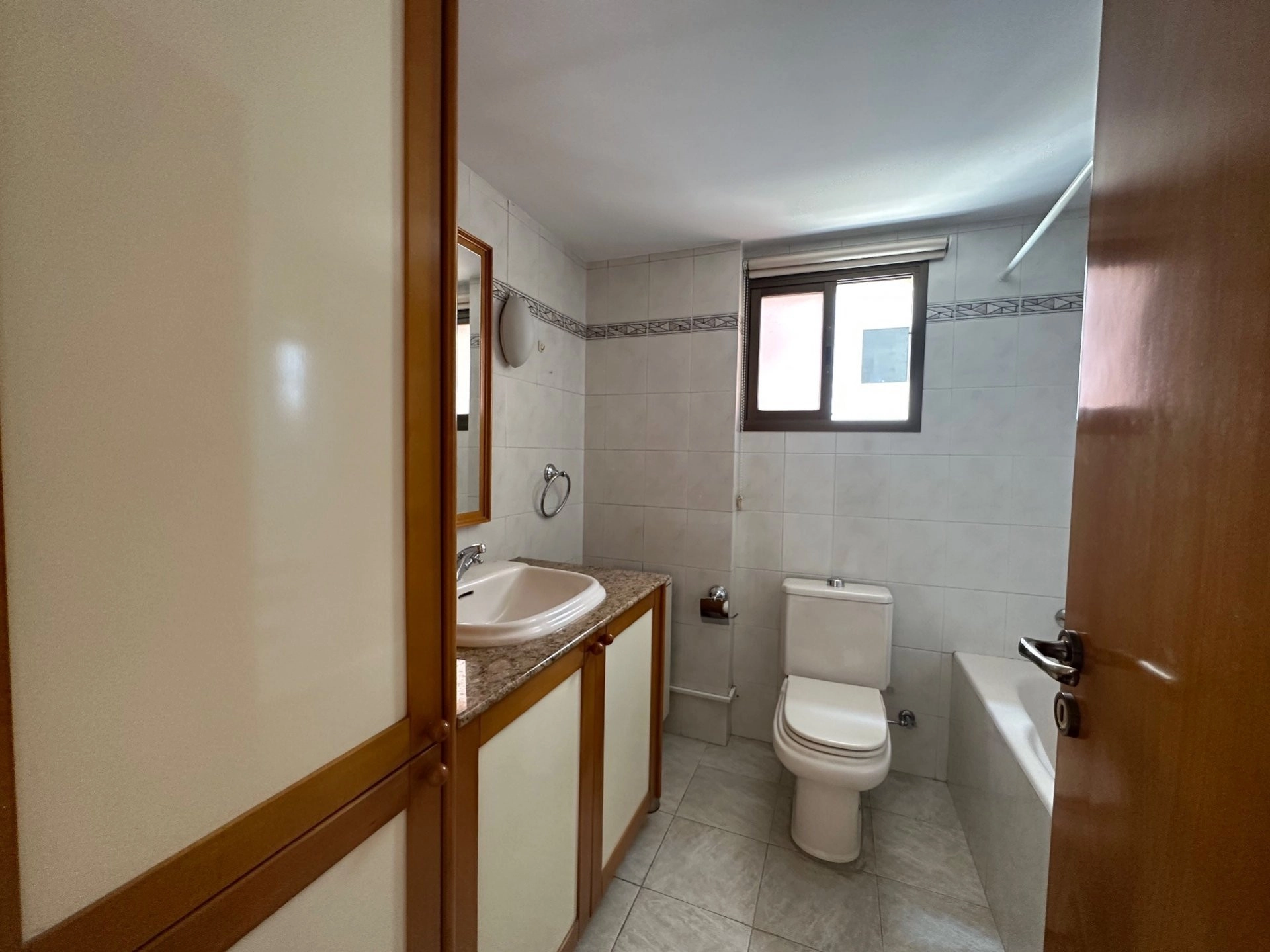 135m² Office for Rent in Limassol – Mesa Geitonia