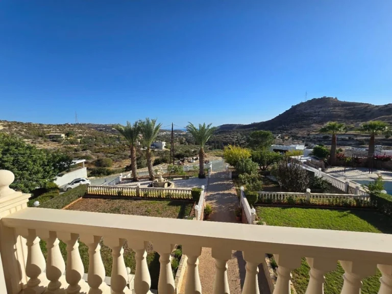 5 Bedroom House for Sale in Fasoula Lemesou, Limassol District