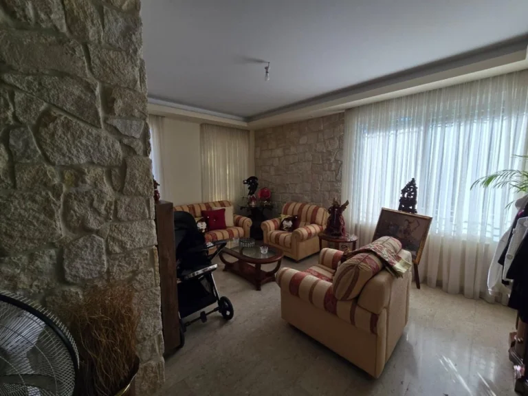 5 Bedroom House for Sale in Fasoula Lemesou, Limassol District