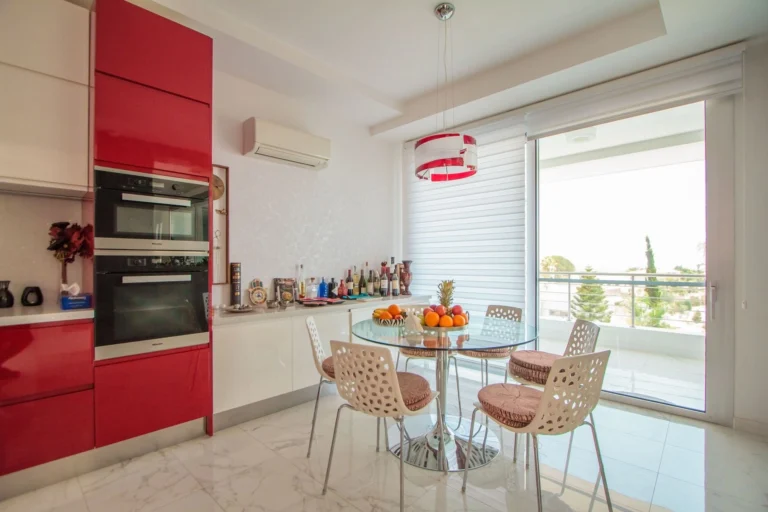 5 Bedroom House for Sale in Agios Tychonas, Limassol District