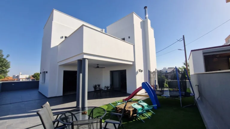 3 Bedroom House for Sale in Ypsonas, Limassol District